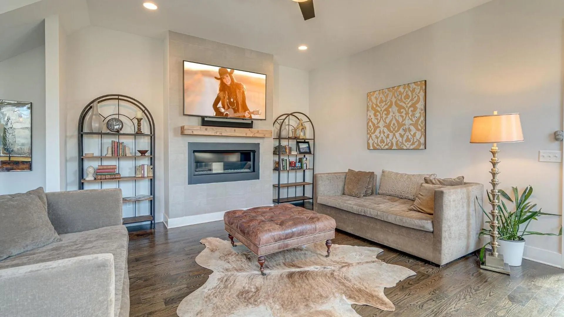 Cultured Coach - Music Row - Mins To Downtown Villa Nashville