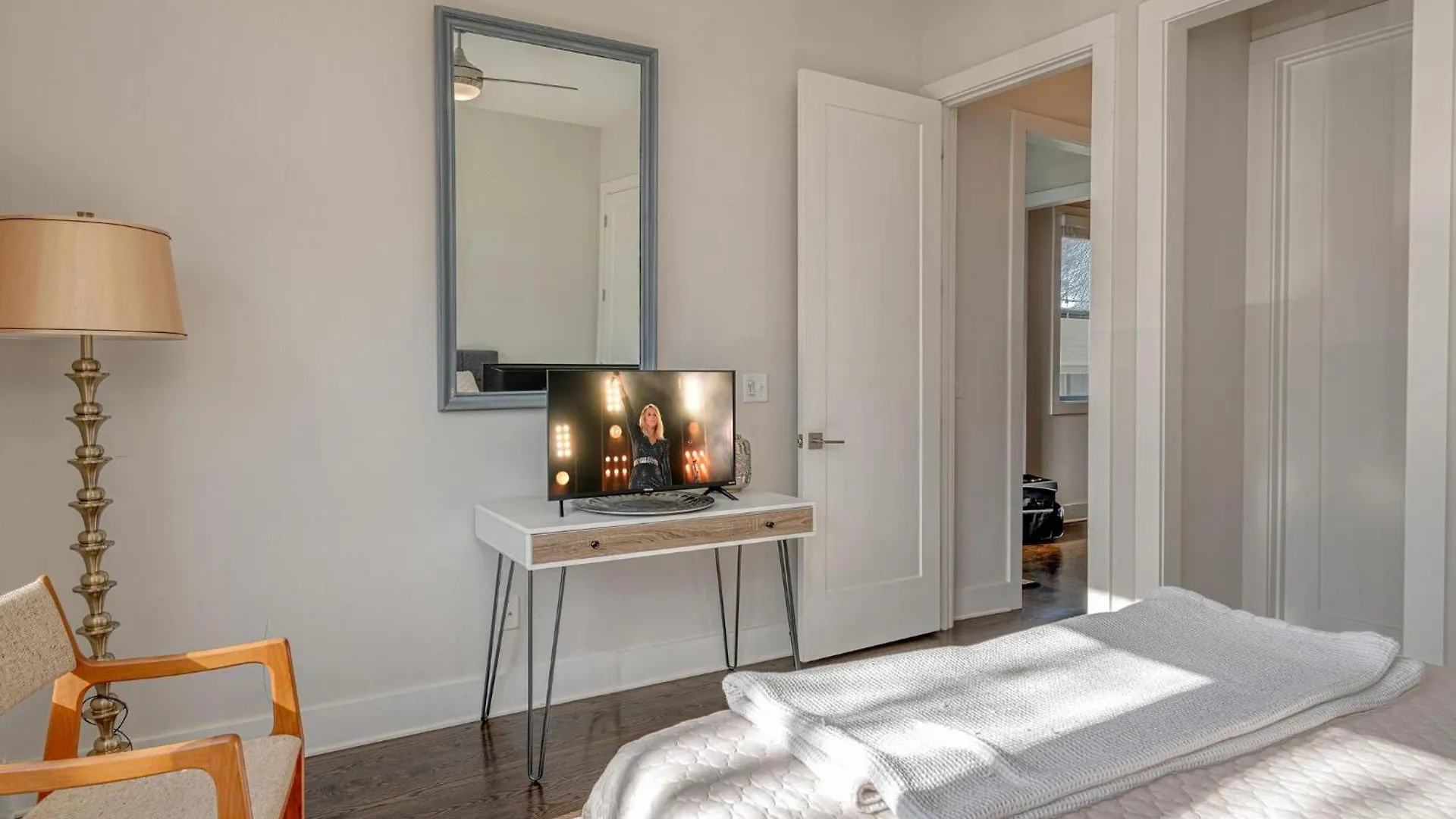 Villa Cultured Coach - Music Row - Mins To Downtown Nashville